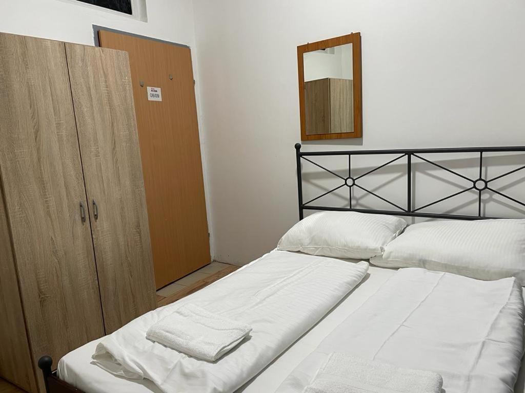 Easybook-In Hotel Vienna Exterior photo