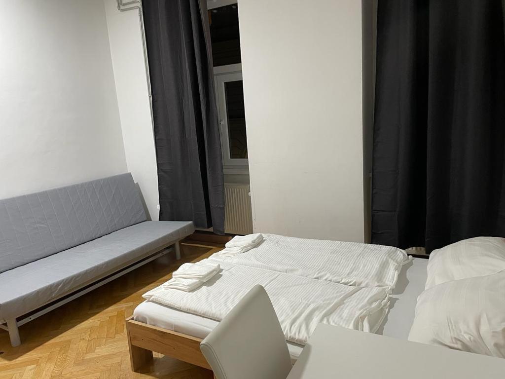 Easybook-In Hotel Vienna Exterior photo