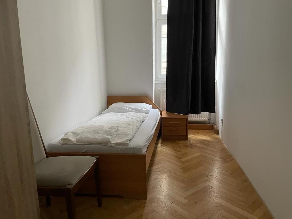 Easybook-In Hotel Vienna Exterior photo